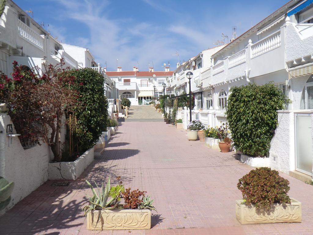 Casas Holiday - Playa La Mata 1 Torrevieja Extérieur photo